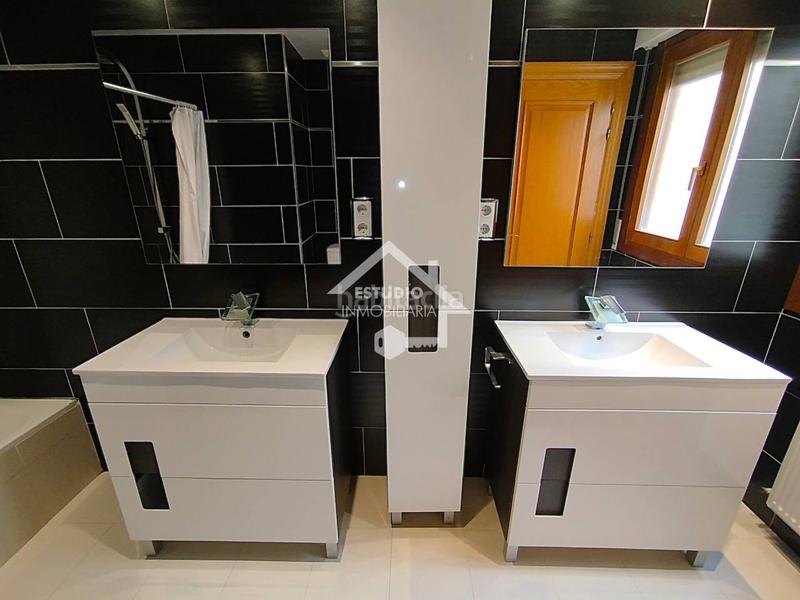 Foto 64a686c6-1307-4ed6-8462-3a68d1294345. Dúplex amb calefacció aparcament a Viana