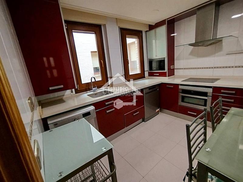 Foto 9ee5e162-c8cf-43ce-9e6d-1b7e885578b0. Dúplex amb calefacció aparcament a Viana