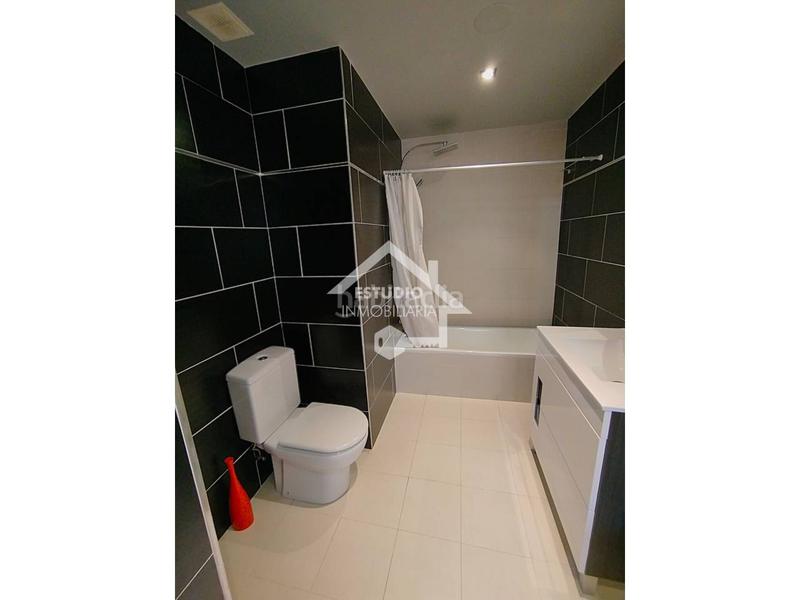 Foto b48d044b-d7d5-4772-ba2a-2041175a157f. Dúplex amb calefacció aparcament a Viana