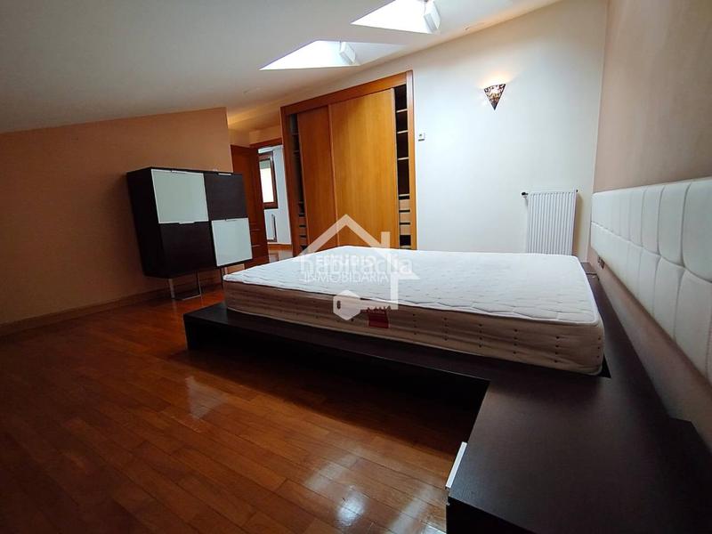 Foto dc0e55b7-e50d-41af-8c2f-18f029ac43df. Dúplex amb calefacció aparcament a Viana