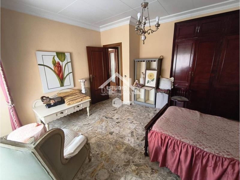 Foto 0fce976d-3b74-4d4d-953d-91636c5c00f2. Pis amb calefacció aparcament a Navarrete