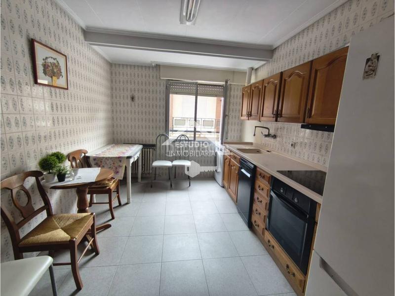 Foto 19bfe090-9e9c-4a98-b426-28b4cfda553d. Pis amb calefacció aparcament a Navarrete