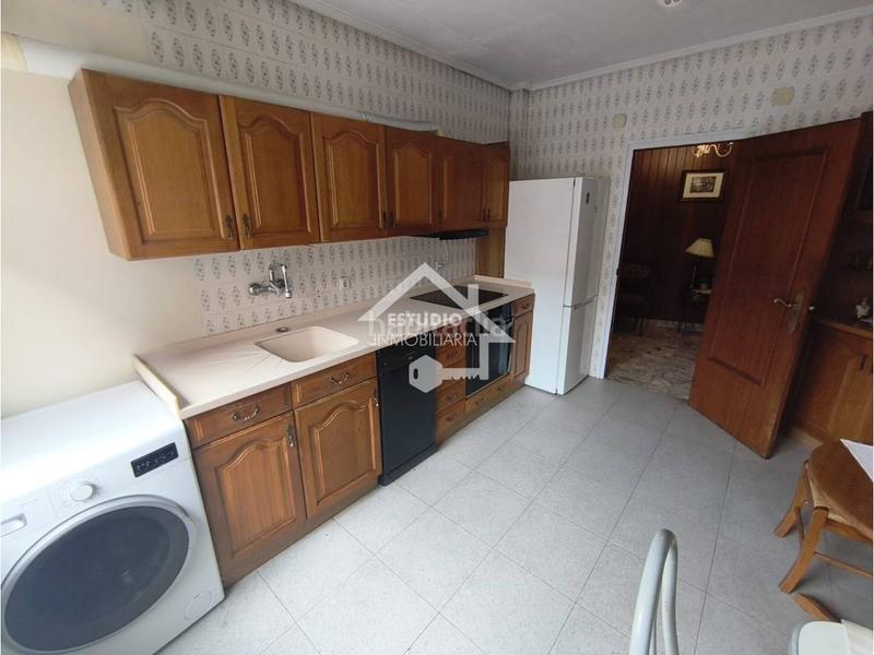 Foto a1c8cf9c-21e3-4ead-885d-988778cd02ee. Pis amb calefacció aparcament a Navarrete