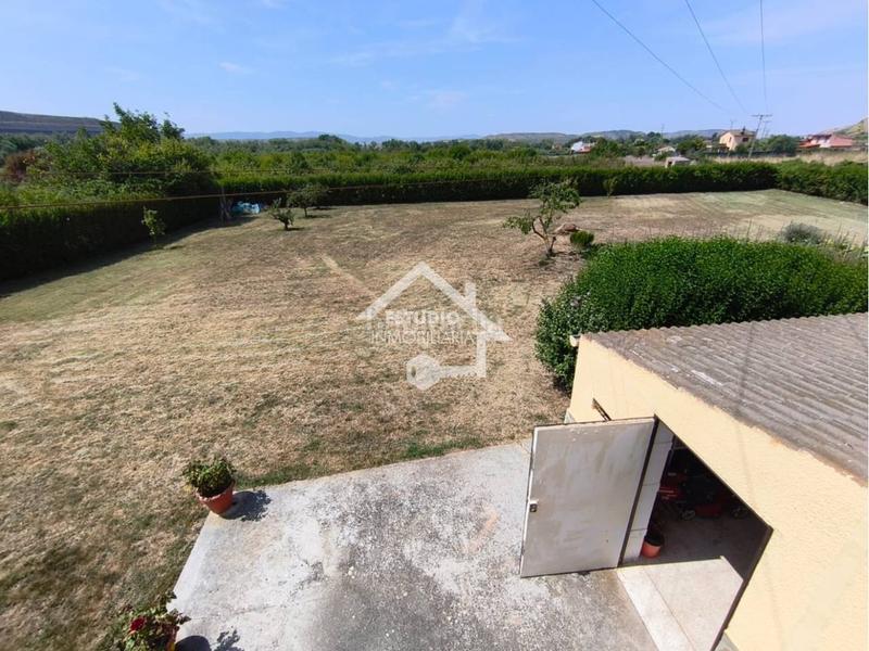 Foto 58567cb8-10c3-4457-afa7-72b2084e38d0. Finca rústica terreno con casa de campo en Lodosa