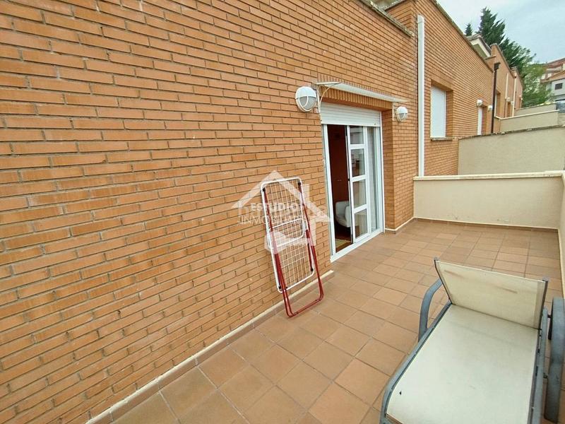 Foto 13cb6740-7124-41e7-b783-d7da149dadd0. Chalet venta de chalet en Viana