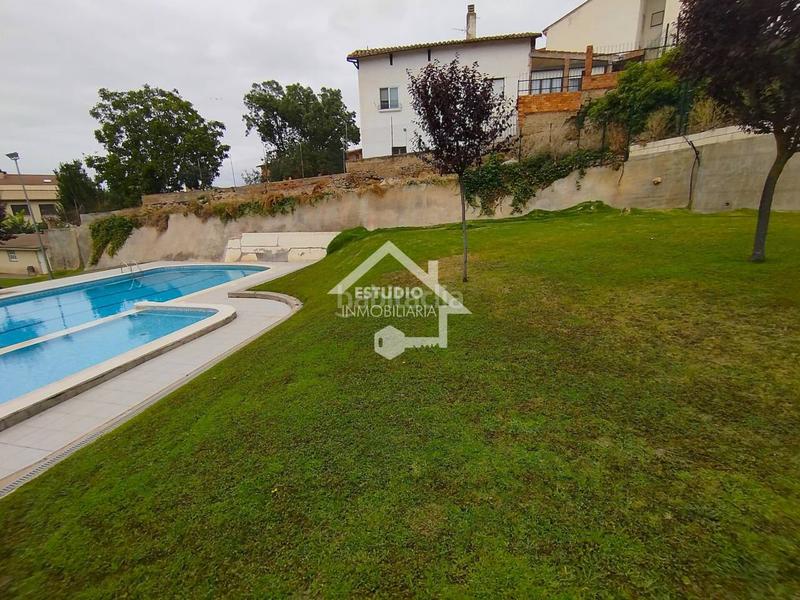 Foto 1b6ad1c8-c5a9-40fa-8c7c-12c0208dfffe. Chalet venta de chalet en Viana