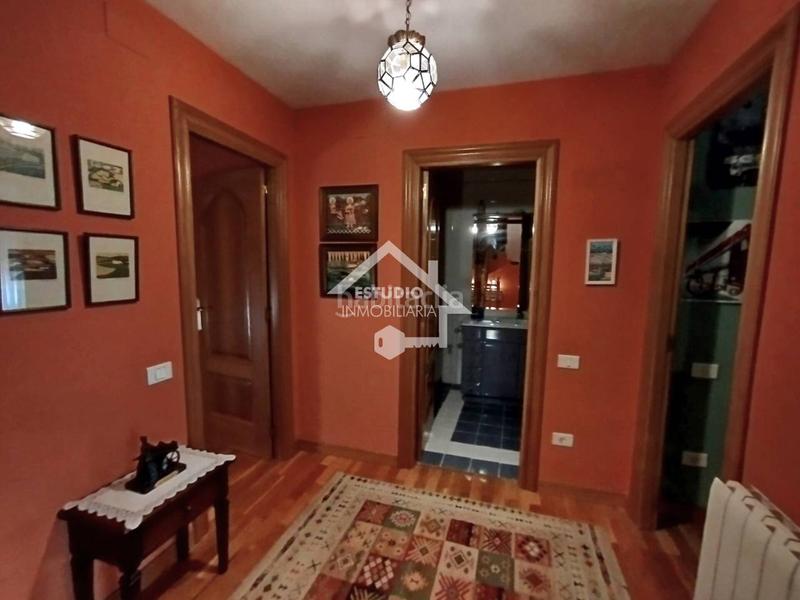 Foto 1fe283ff-8995-4b19-90ea-c8eba375ef5d. Chalet venta de chalet en Viana