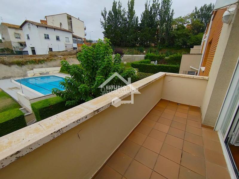 Foto 290591e2-ba14-444c-8ba2-0f4266f111d3. Chalet venta de chalet en Viana