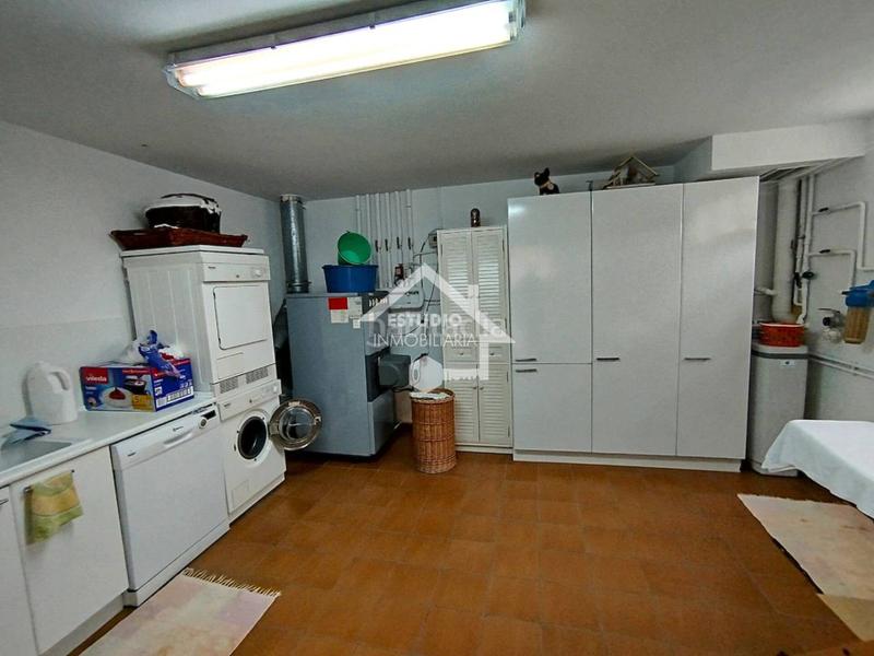 Foto 44746296-dd0e-4c31-bd8e-7d9547dc14c8. Chalet venta de chalet en Viana