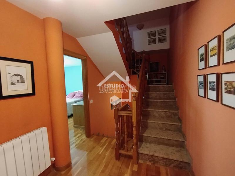 Foto 54ab8c74-410f-4a45-ae1f-7278ddbbca10. Chalet venta de chalet en Viana