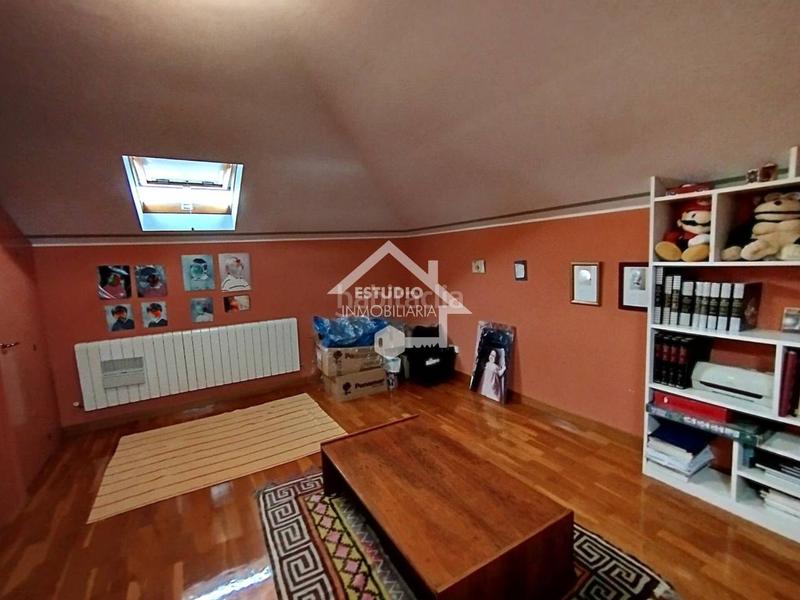 Foto 79e93972-0986-4114-aedd-7deb376462ed. Chalet venta de chalet en Viana