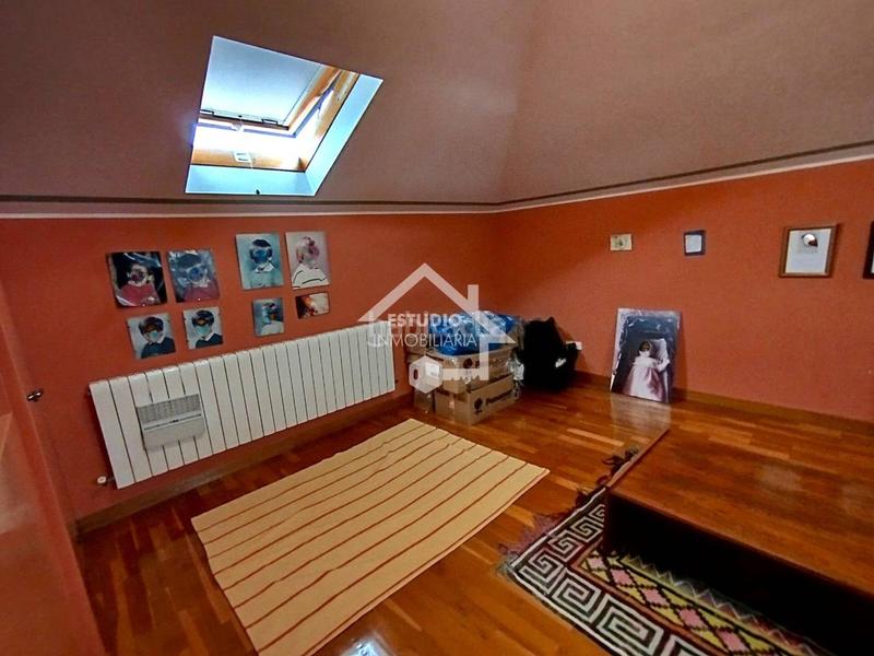 Foto 7f4be1ea-1b40-44e6-98c0-6c98a5a2ffaa. Chalet venta de chalet en Viana