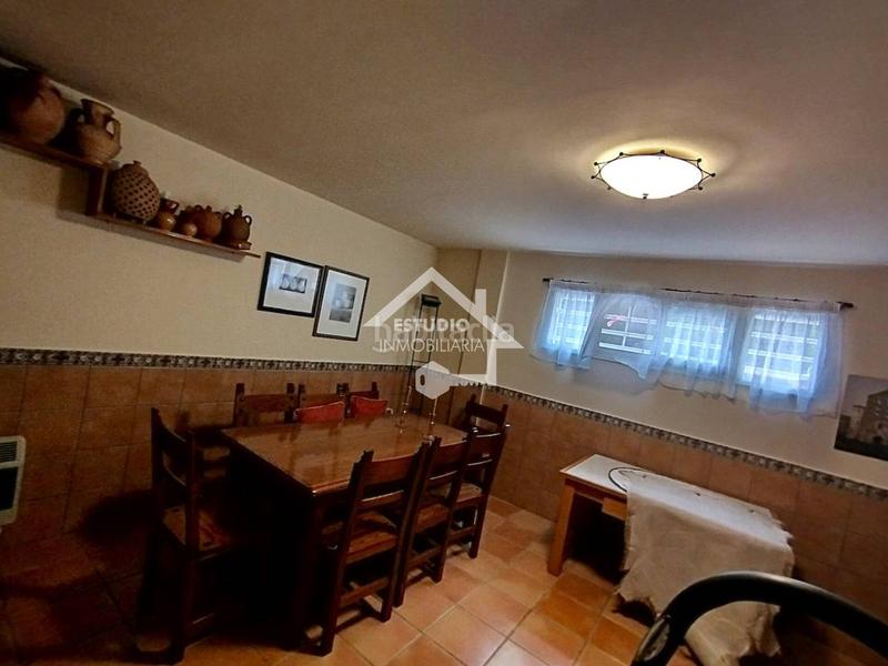 Foto 8184fd96-e632-426d-8d34-a3d24103fbe2. Chalet venta de chalet en Viana