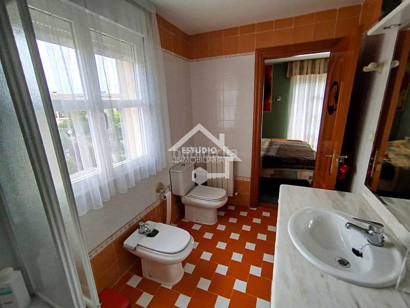 Foto 85cbafe1-40d8-4ba2-ac45-ae36ae7e3238. Chalet venta de chalet en Viana