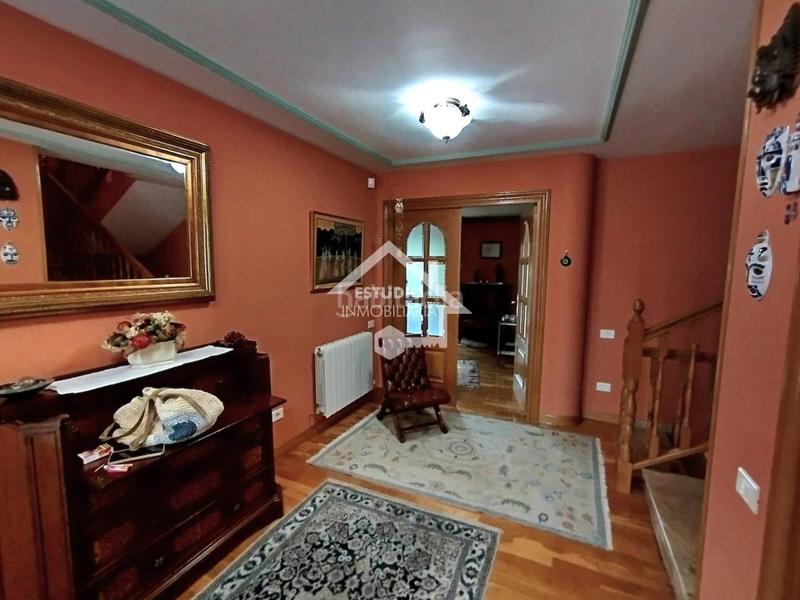 Foto 8c55c929-ad4b-4bcc-b6e8-7c3498e348b5. Chalet venta de chalet en Viana