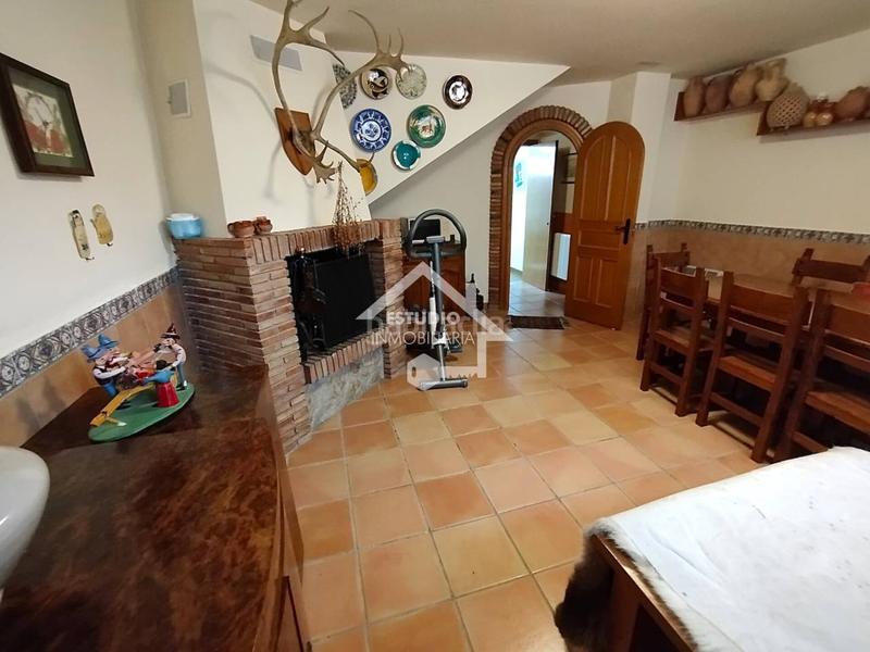 Foto 9733fbc9-6faf-475f-80a6-a951e5513587. Chalet venta de chalet en Viana