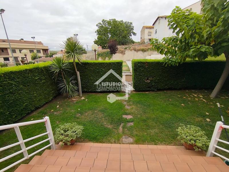 Foto c30f2e62-b062-455d-ba27-53fa74d52aff. Chalet venta de chalet en Viana