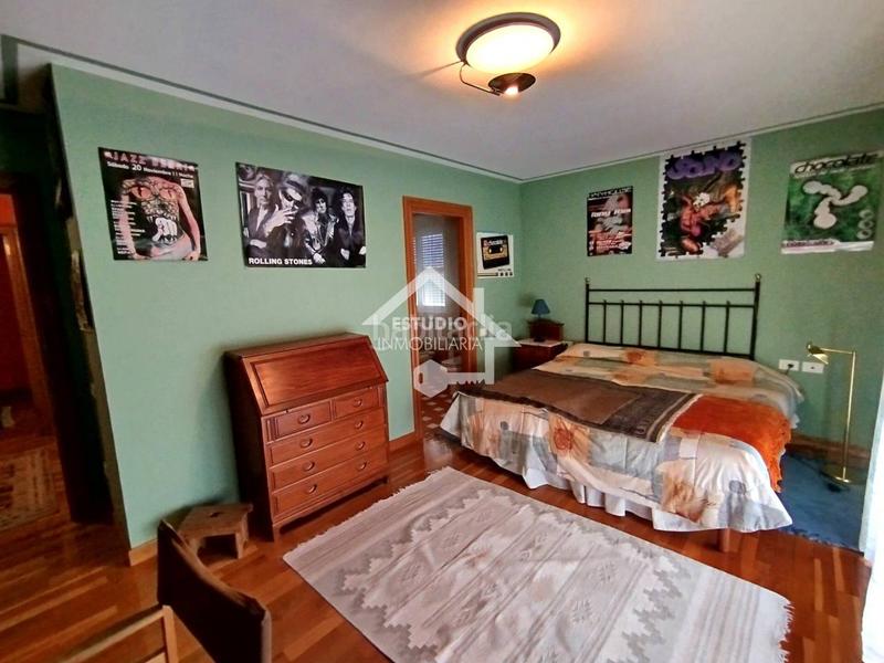 Foto ceb57827-43f3-40a1-bfc4-3ef4e677556d. Chalet venta de chalet en Viana