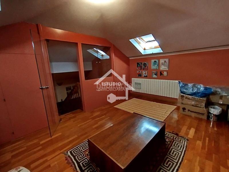 Foto dd062f9e-3404-403f-9043-01f1853f22f9. Chalet venta de chalet en Viana