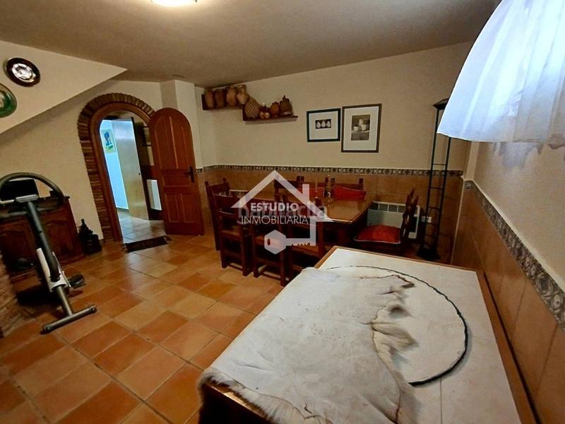 Foto ef54a145-688d-48ee-9a33-daf392401b88. Chalet venta de chalet en Viana