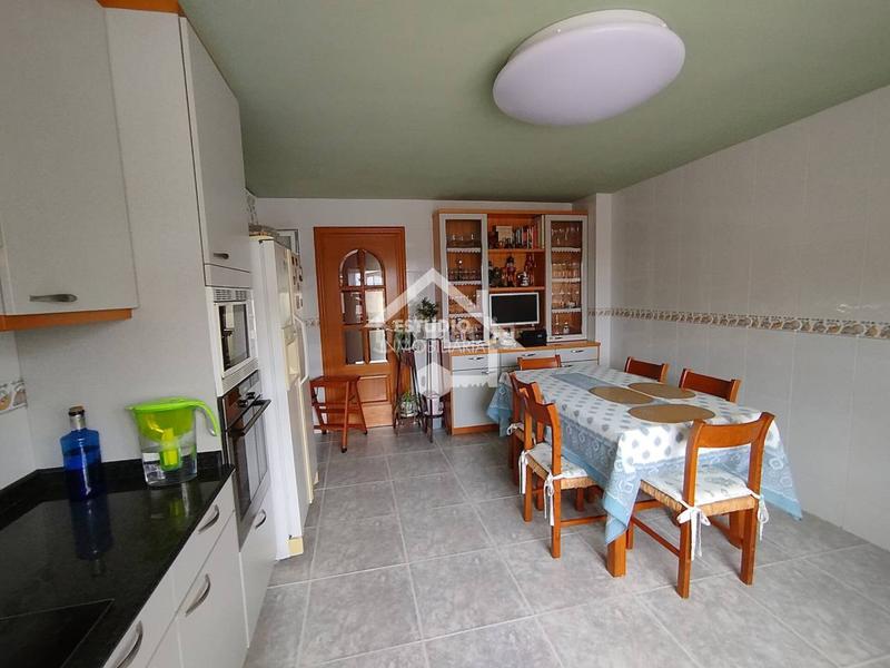 Foto f0f64781-c1d4-4d64-a1ef-fce71b1f7625. Chalet venta de chalet en Viana