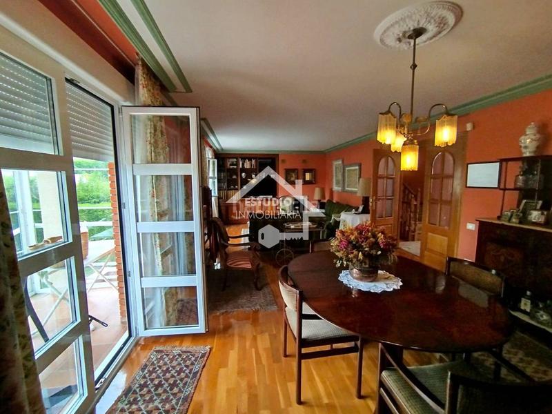 Foto f558a737-cf53-4fe2-aef4-e088ceba743b. Chalet venta de chalet en Viana