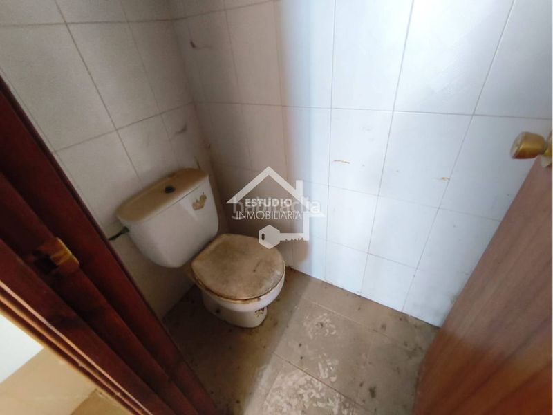 Foto aa902b8b-d0f5-4685-825e-ec20017a1049. Local comercial a Mendavia