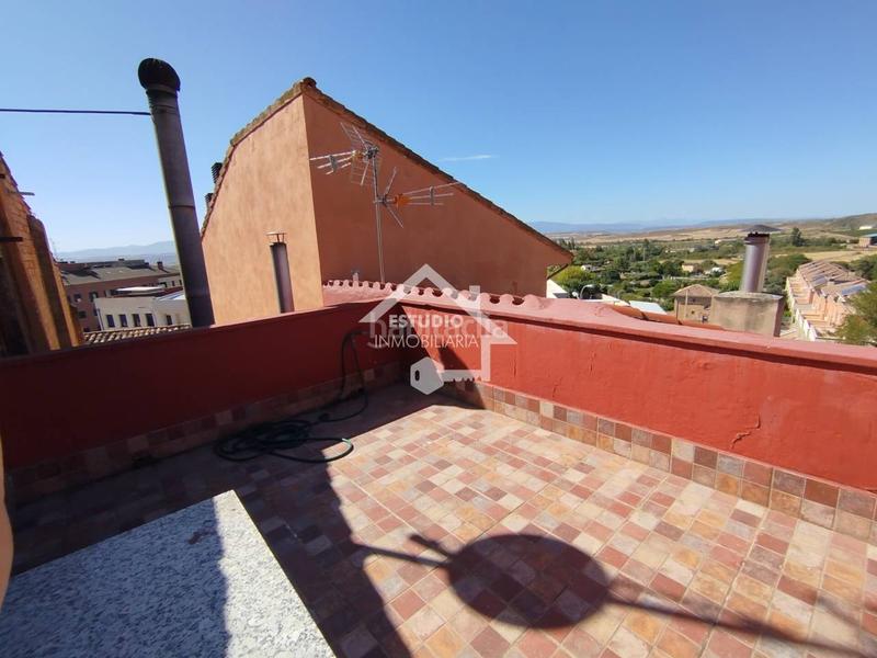 Foto 0e37e4db-2e6c-44c3-a1d3-0e603a4b487c. Haus mit heizung parking in Viana