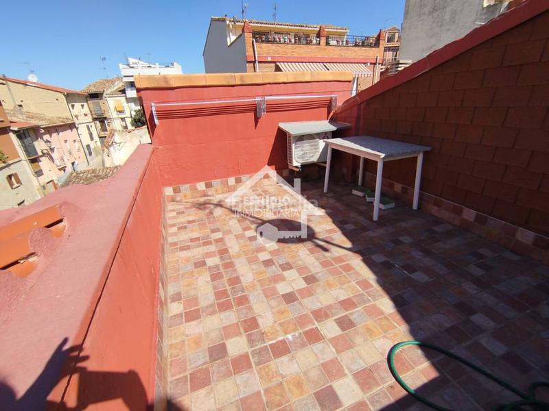 Foto 0e7ef303-a69e-4a0f-b6f8-2c14fcaf4a69. Haus mit heizung parking in Viana