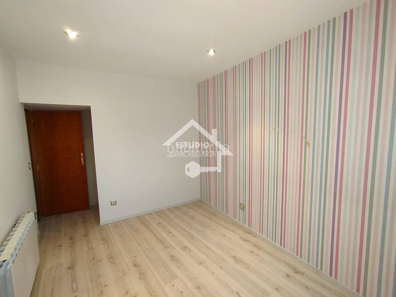 Foto 21e09ad0-e2e9-4311-8c78-8c0897cb01d1. Haus mit heizung parking in Viana