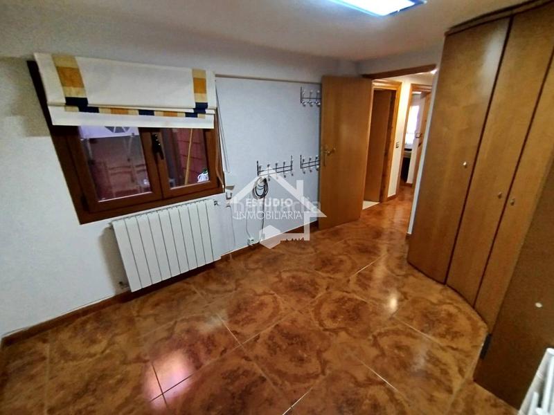 Foto 75d43874-ffb6-4653-a639-f33c208b6a6f. Haus mit heizung parking in Viana