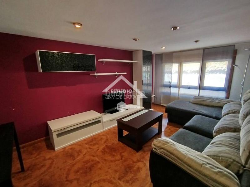 Foto 7a7c7b0e-7d7b-43bc-be61-8da6c3a0d289. Haus mit heizung parking in Viana