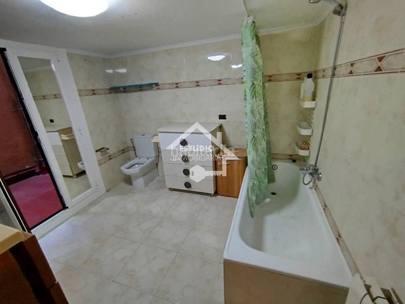 Foto 7b897eb6-5853-4072-a3e4-51682483afbf. Haus mit heizung parking in Viana