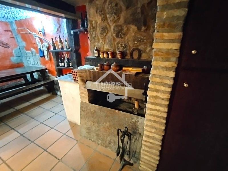 Foto 96b75661-2b15-4463-9bd6-ca6d609c5ba9. Haus mit heizung parking in Viana