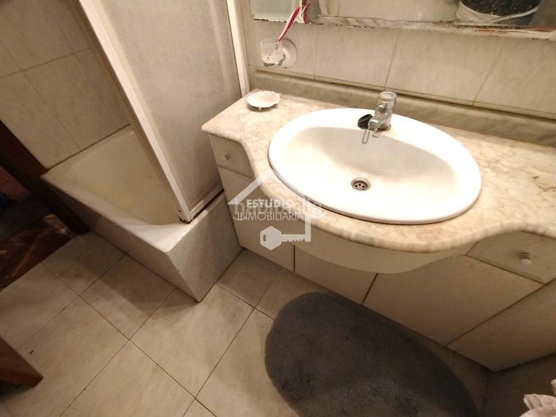 Foto 55c95d3c-d885-48d7-a09f-0747c57fee05. Pis amb calefacció a Viana