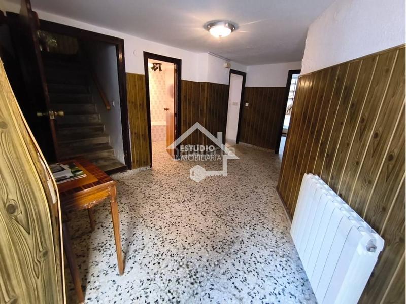 Foto 4e15c570-dd3d-4239-8845-90476d3acca6. Casa con riscaldamento parcheggio in Alcanadre