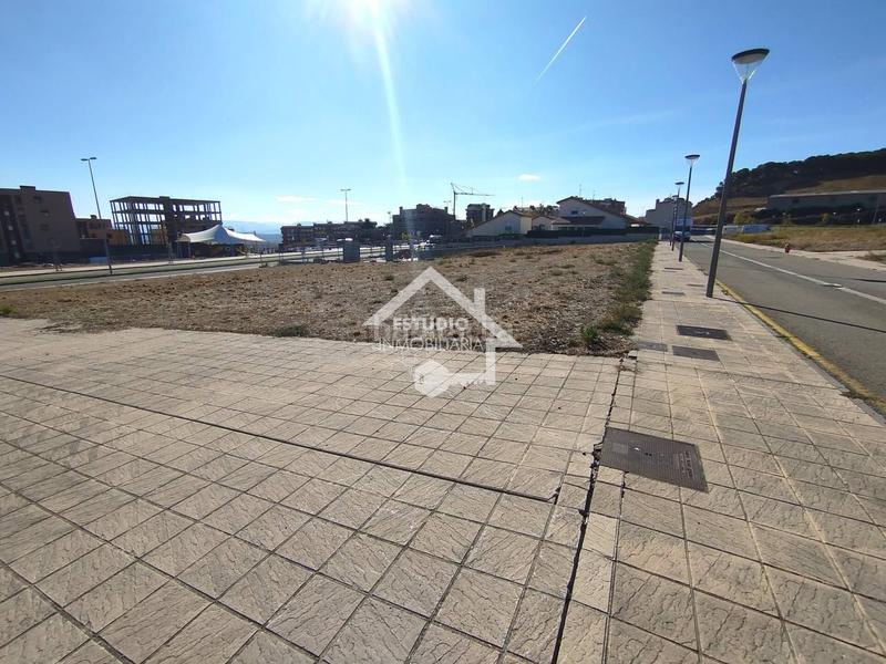Foto 11b66795-d37e-43e6-859e-8eaa98b51ab8. Terreny residencial a Viana