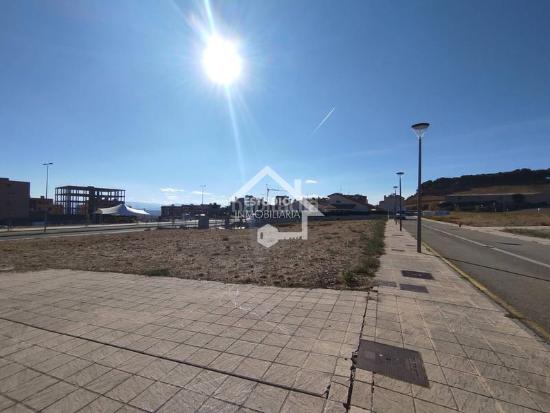 Foto 59b001a7-bfbb-41c5-be59-f0e335142e9a. Terreny residencial a Viana