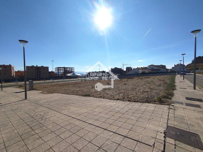 Foto 608b926a-05c6-4465-8acf-5a7ebe60be98. Terreny residencial a Viana