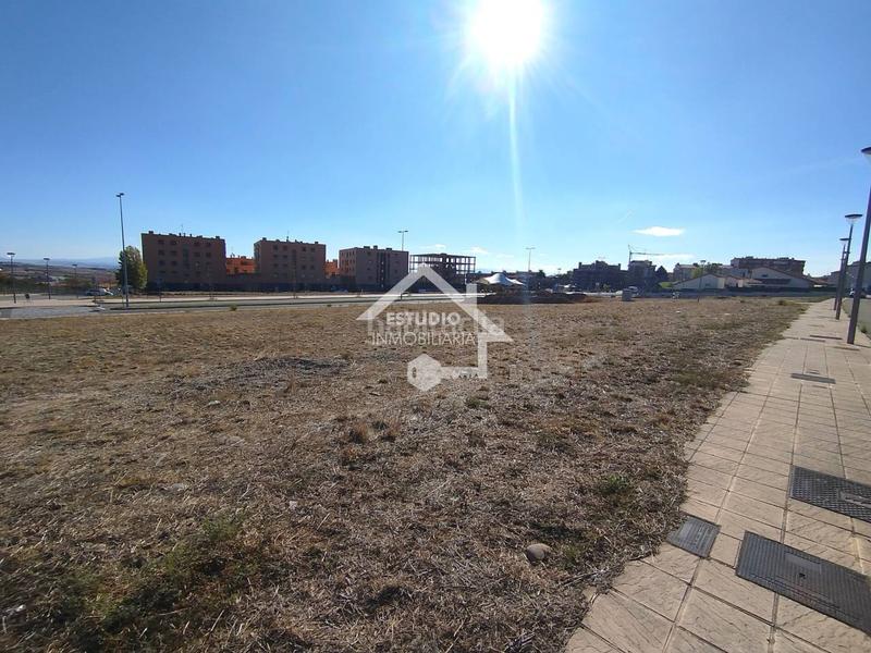Foto 61841306-82ed-47e8-bd2b-bb416665d3df. Terreny residencial a Viana