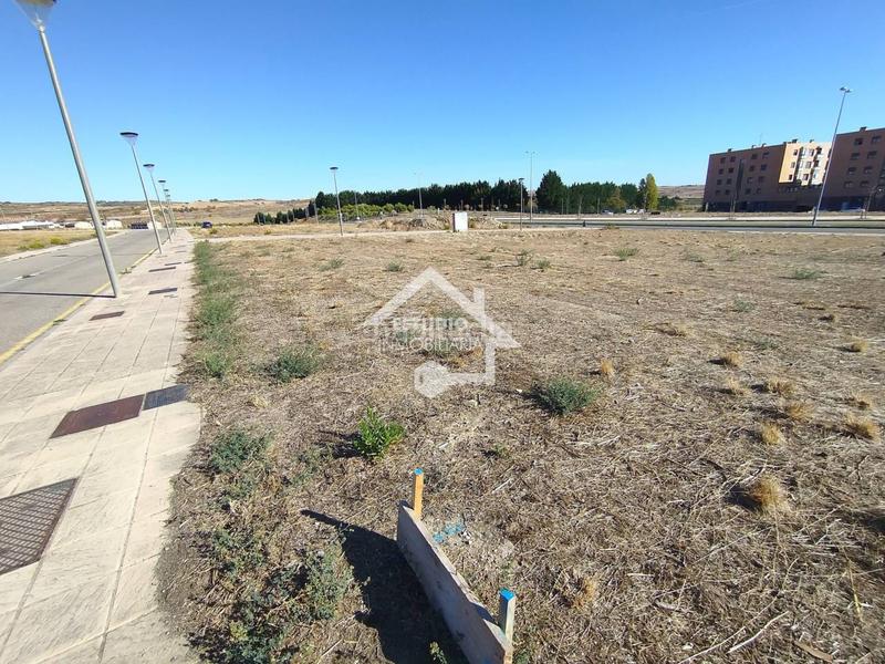Foto 6f1d6853-ad1a-4075-81c8-5a103a7c63be. Terreny residencial a Viana
