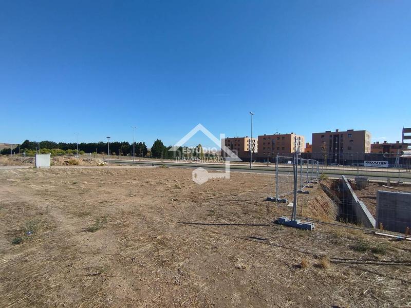 Foto 743c1dd1-eb7d-49bf-bd65-736ad1672898. Terreny residencial a Viana