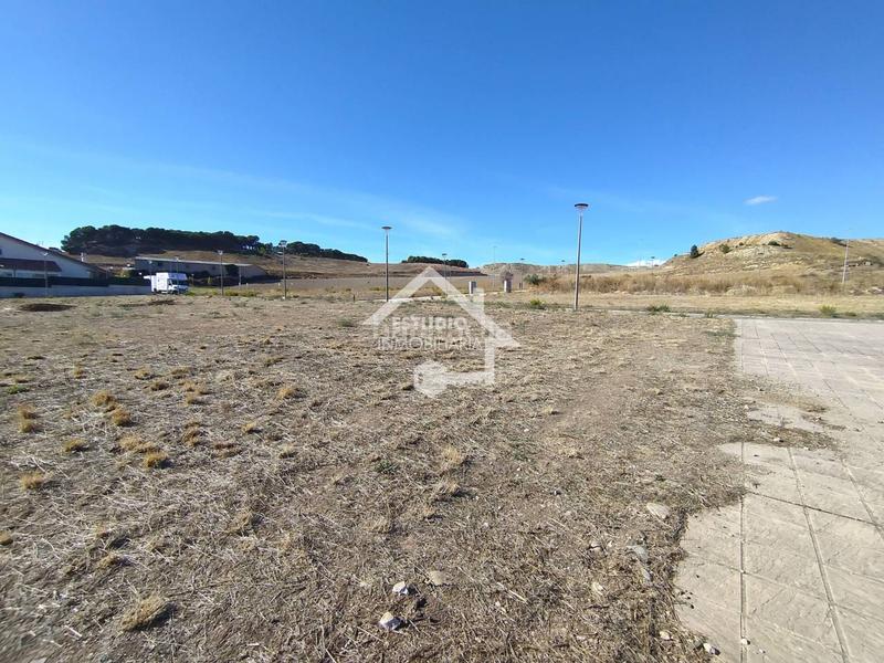 Foto 86081f9a-ebff-4fb1-9e71-62ca06a41dfb. Terreny residencial a Viana