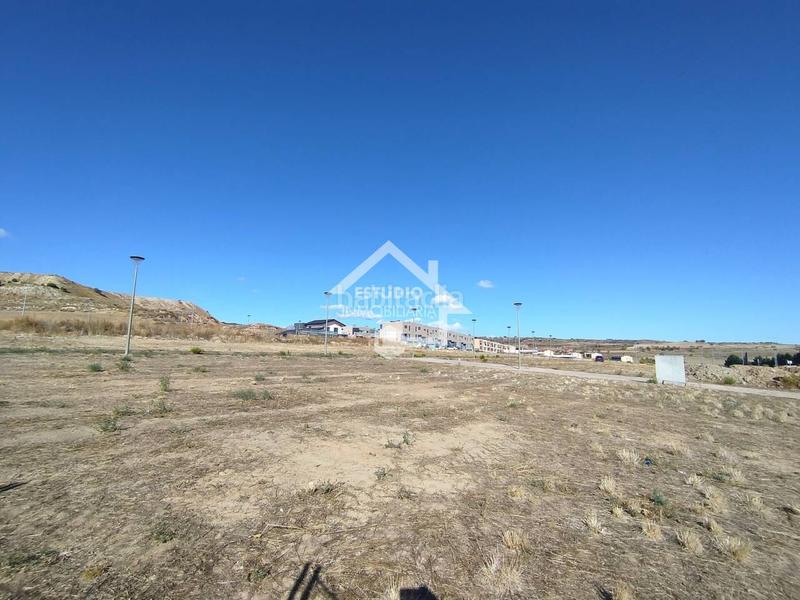 Foto 96c038c9-a7d1-4bcf-8910-2700a457f77a. Terreny residencial a Viana