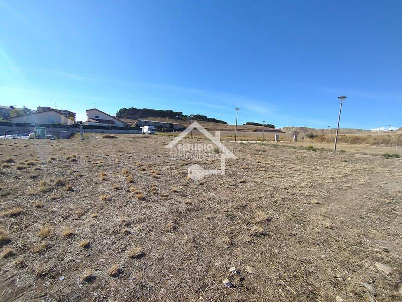 Foto a2c65774-4e72-4e48-b4ad-936b8d01d7a1. Terreny residencial a Viana