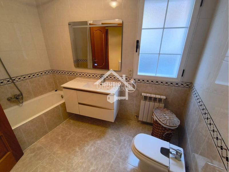 Foto 799f46f3-7190-448d-8ea9-37e6220718cf. Casa amb calefacció aparcament a Lodosa