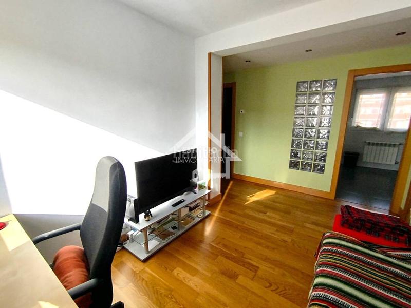 Foto c40e4c45-1a62-4e54-bbf9-468074860110. Etagenwohnung mit heizung in Viana