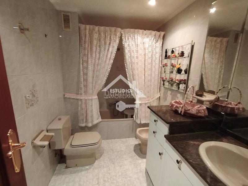 Foto 1714d583-7652-469c-97a2-a36ecd4ad577. Pis amb calefacció a Viana