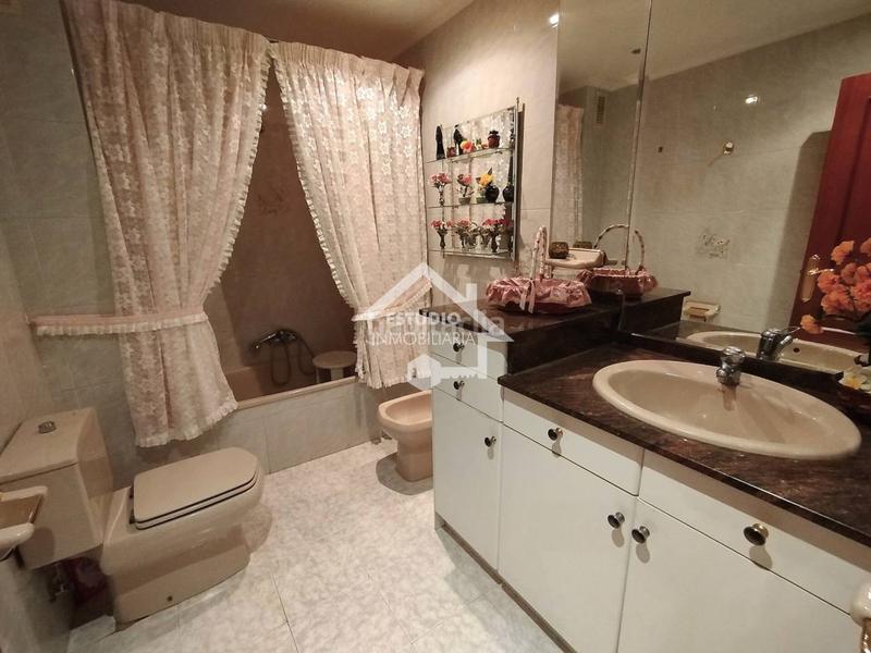 Foto 4c533f7c-dbad-41cd-89e5-eb52cd7a50cd. Pis amb calefacció a Viana