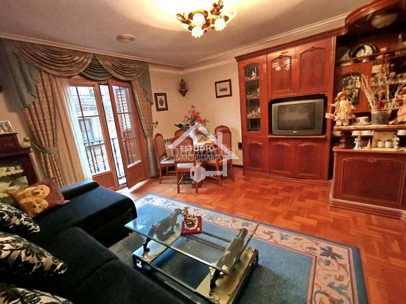 Foto ad5ced10-518a-462f-af4c-478a782a7d0b. Pis amb calefacció a Viana